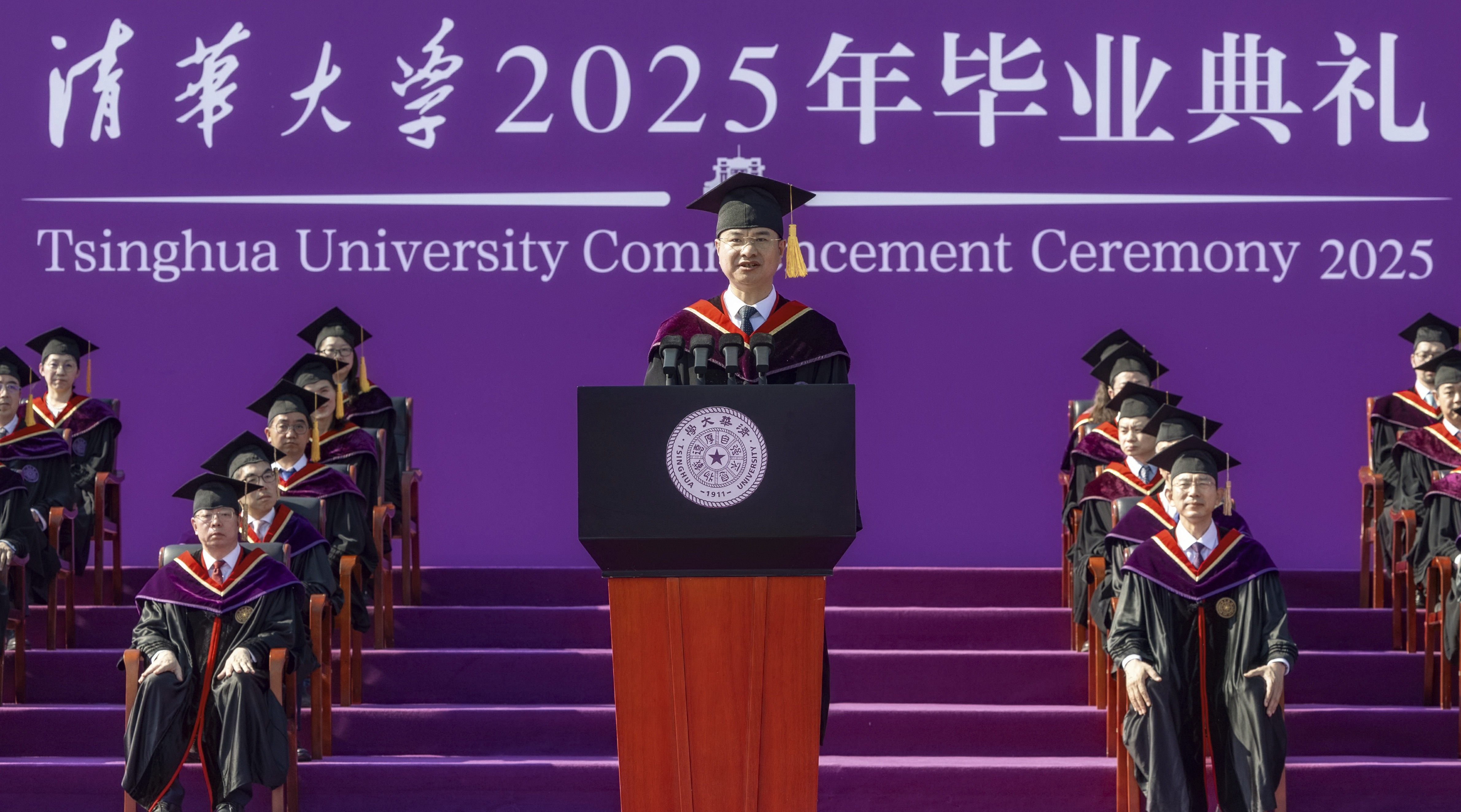 20250622-研究生毕业典礼-李派摄影-校友代表.jpg