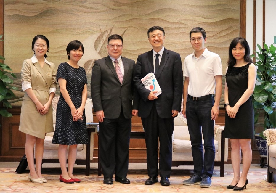 20220714-基金会合影-拍摄者1-会议jpg 20220714-基金会合影-拍摄者1-会议jpg